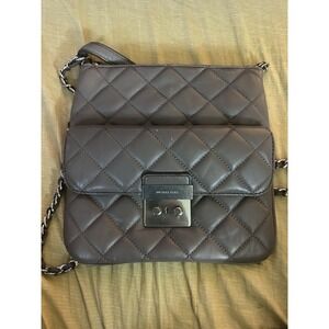 Michael Kors Quilted Leather Chain Crossbody Shoulder Bag Taupe Gray Silver Lock